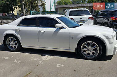 Седан Chrysler 300C 2005 в 