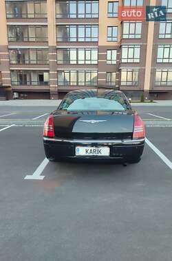Седан Chrysler 300C 2005 в 