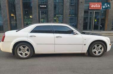 Седан Chrysler 300C 2007 в 