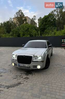 Седан Chrysler 300C 2006 в 