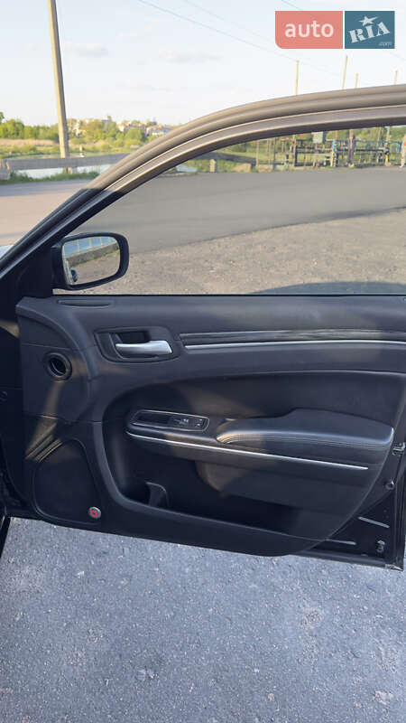 Седан Chrysler 300C 2016 в Ковеле