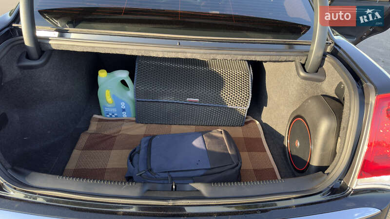 Седан Chrysler 300C 2016 в Ковеле
