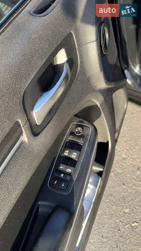 Седан Chrysler 300C 2016 в Ковеле