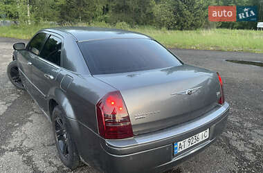 Седан Chrysler 300C 2006 в 