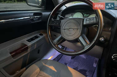 Седан Chrysler 300C 2006 в 