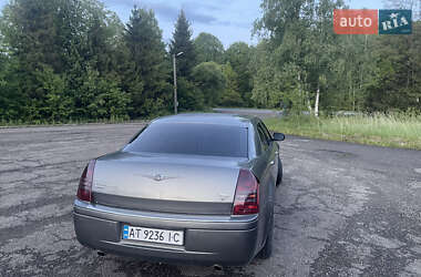 Седан Chrysler 300C 2006 в 