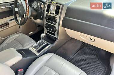 Седан Chrysler 300C 2005 в 