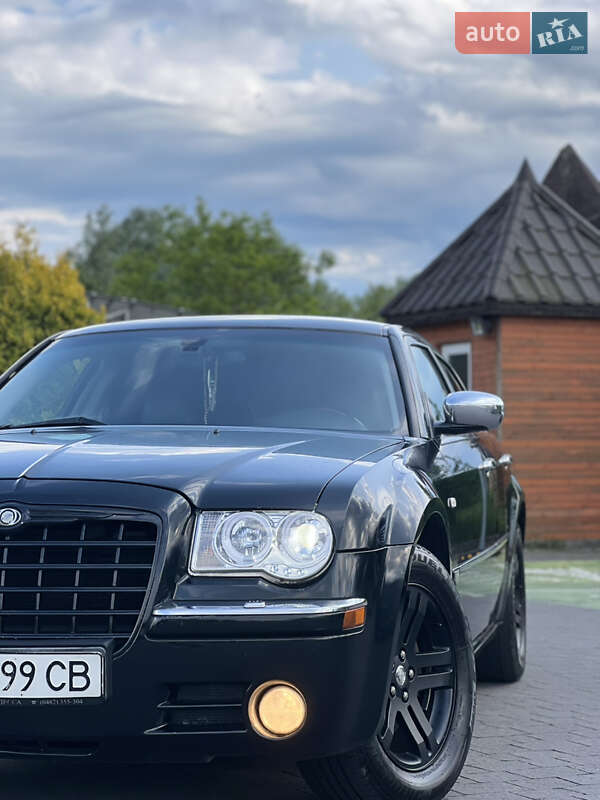 Седан Chrysler 300C 2005 в Стрые фото 2 Седан Chrysler 300C 2005 в Стрые