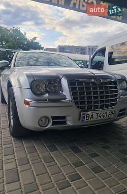 Седан Chrysler 300C 2005 в 