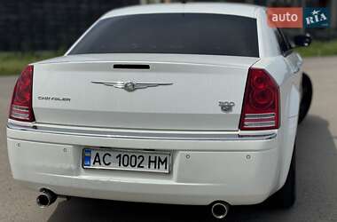 Седан Chrysler 300C 2008 в 