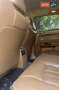 Седан Chrysler 300C 2005 в 