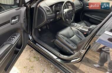 Седан Chrysler 300C 2017 в 