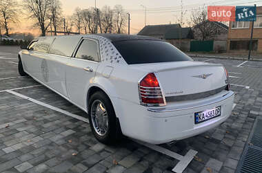Лимузин Chrysler 300C 2005 в 