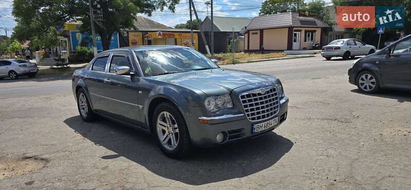 Седан Chrysler 300C 2006 в 