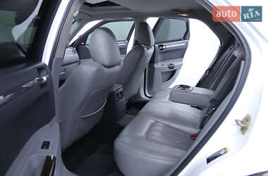 Седан Chrysler 300C 2005 в 