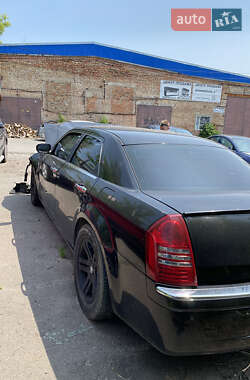 Седан Chrysler 300C 2005 в 