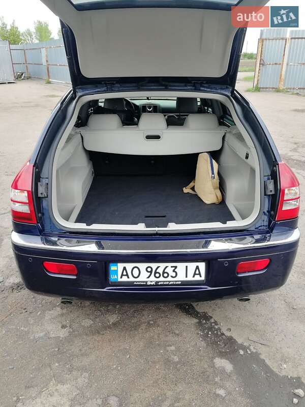 Универсал Chrysler 300C 2006 в Белогородке
