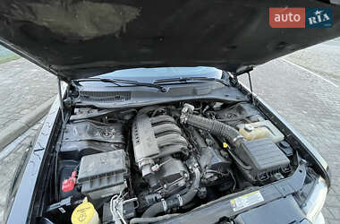 Седан Chrysler 300C 2007 в 