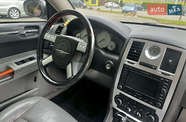 Седан Chrysler 300C 2008 в 