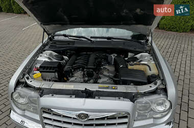 Седан Chrysler 300C 2008 в 