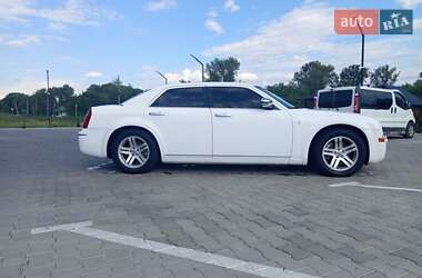 Седан Chrysler 300C 2004 в 