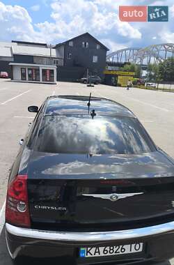 Седан Chrysler 300C 2008 в 