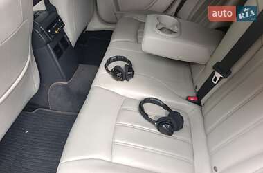Седан Chrysler 300C 2006 в 