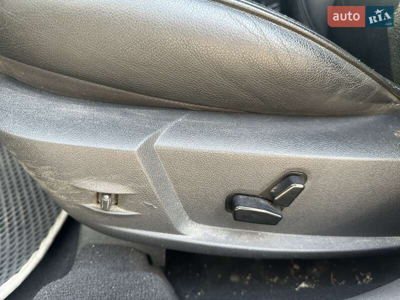 Седан Chrysler 300C 2009 в Запорожье