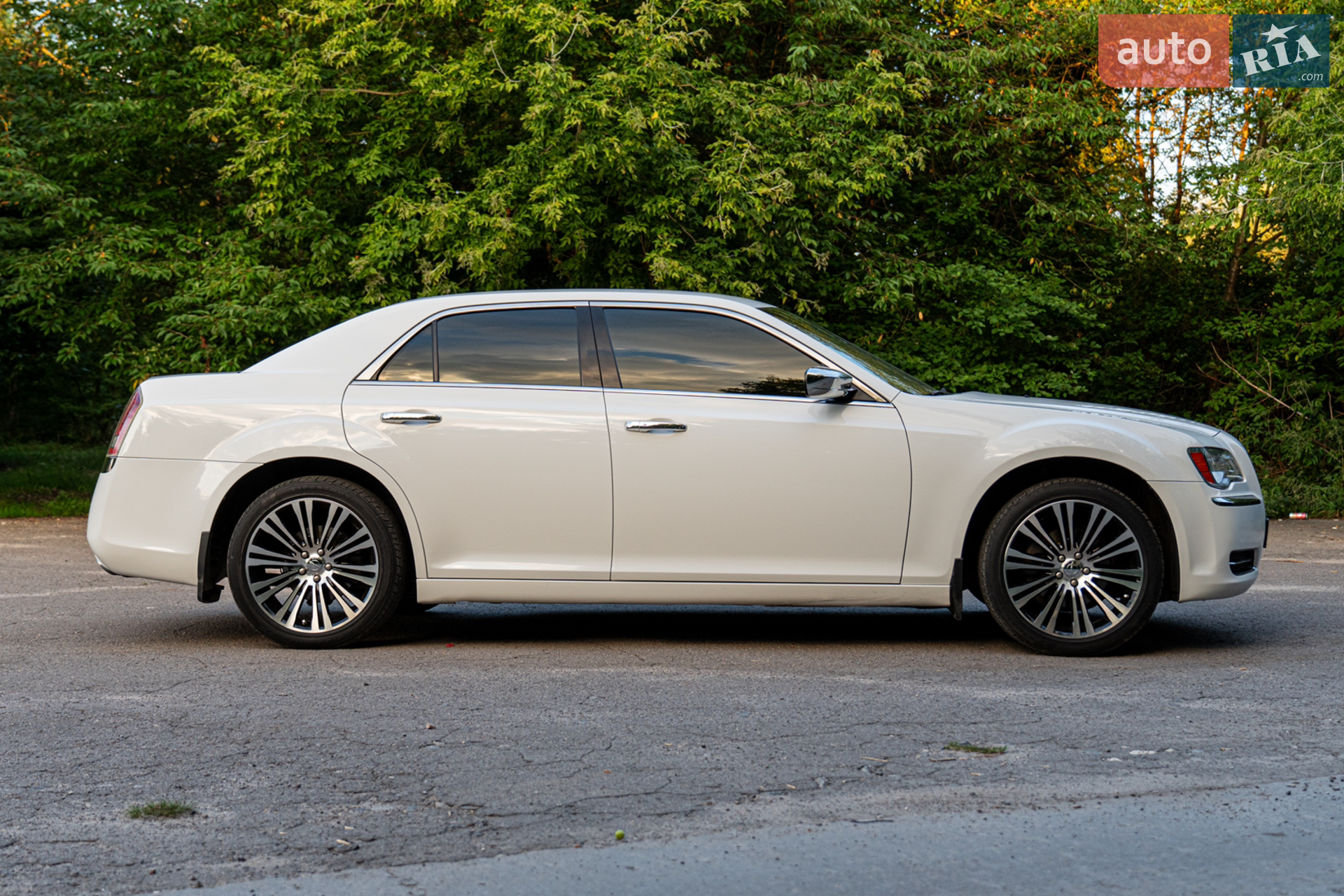 2014 Chrysler 300C - мініатюра 6