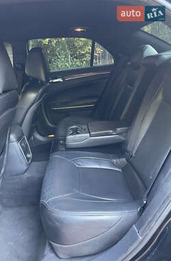 Седан Chrysler 300C 2013 в 
