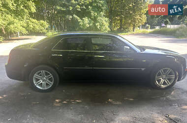 Седан Chrysler 300C 2006 в 