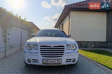 Седан Chrysler 300C 2006 в 