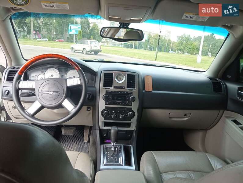 Седан Chrysler 300C 2005 в Ровно фото 12 Седан Chrysler 300C 2005 в Ровно