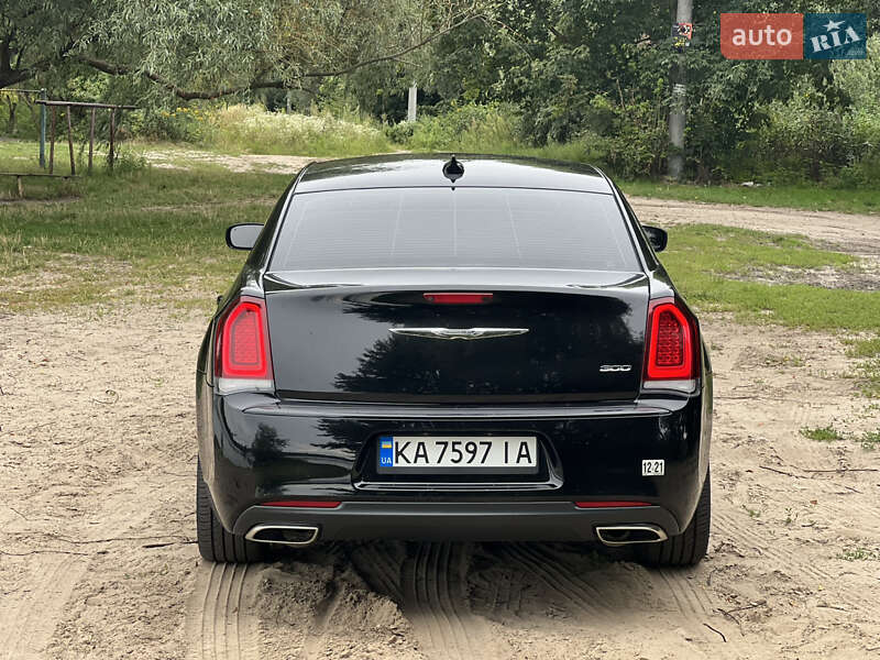 Седан Chrysler 300C 2019 в Киеве фото 9 Седан Chrysler 300C 2019 в Киеве