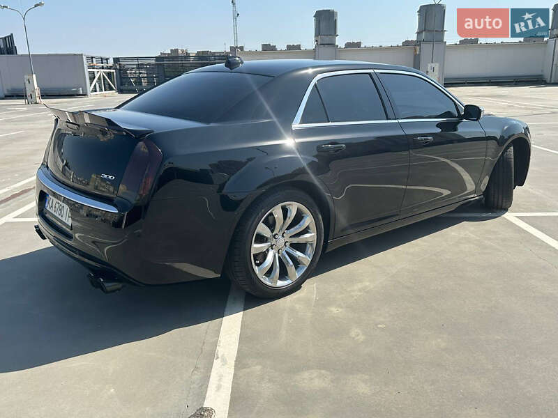 Седан Chrysler 300C 2018 в Киеве фото 17 Седан Chrysler 300C 2018 в Киеве