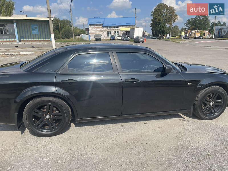 Седан Chrysler 300C 2004 в Сквире фото 9 Седан Chrysler 300C 2004 в Сквире