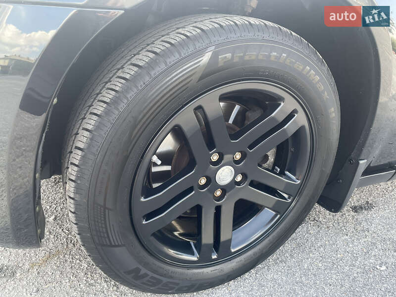 Седан Chrysler 300C 2004 в Сквире