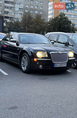 Седан Chrysler 300C 2007 в Львові