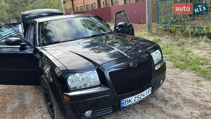 Седан Chrysler 300C 2006 в Луцьку