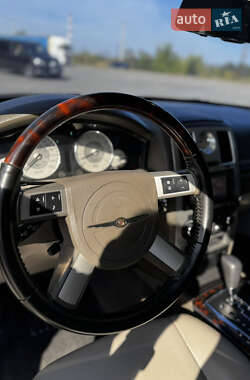 Седан Chrysler 300C 2008 в 