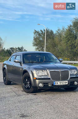 Седан Chrysler 300C 2006 в Бродах