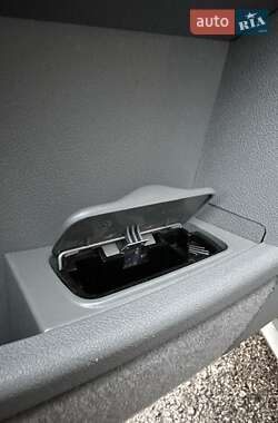 Универсал Chrysler 300C 2004 в 