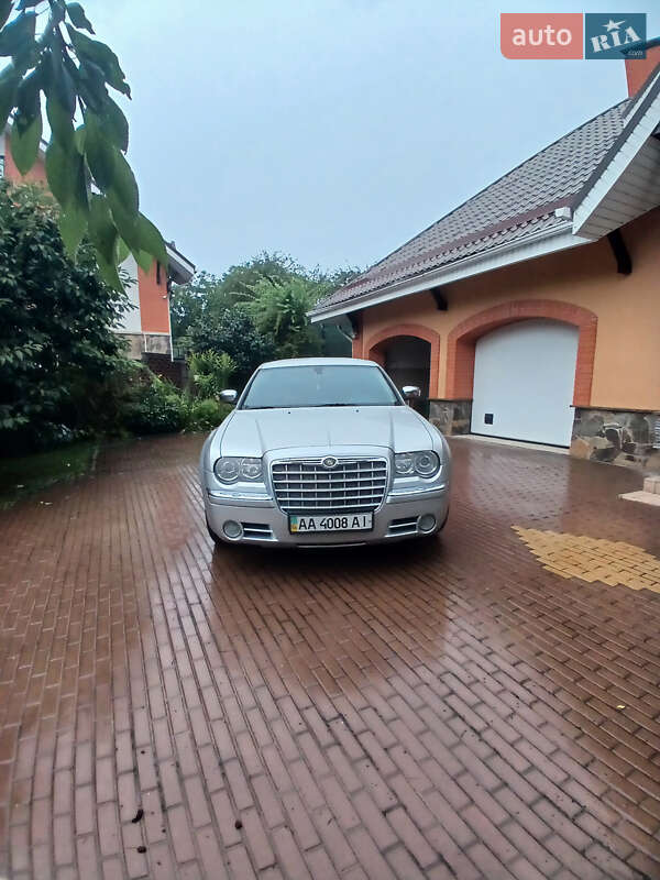Седан Chrysler 300C 2006 в Киеве фото 4 Седан Chrysler 300C 2006 в Киеве