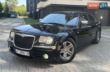 Седан Chrysler 300C 2005 в 