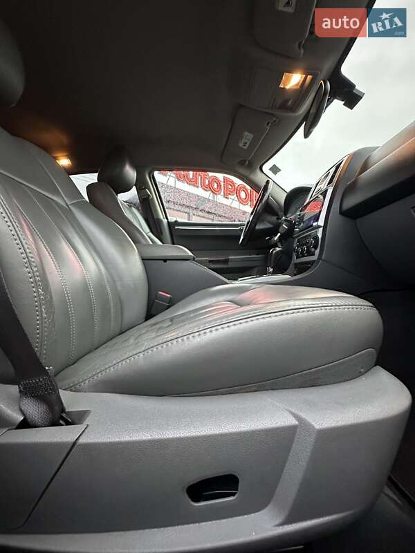 Универсал Chrysler 300C 2004 в Белогородке