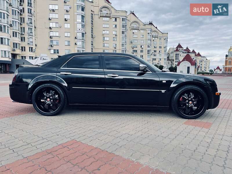 Седан Chrysler 300C 2005 в Києві фото 5 Седан Chrysler 300C 2005 в Києві