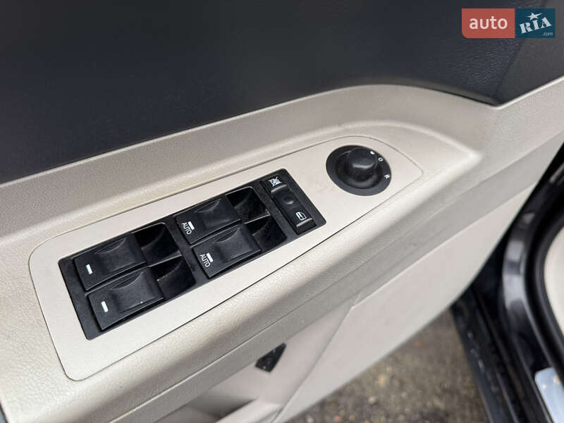 Седан Chrysler 300C 2005 в Киеве фото 27 Седан Chrysler 300C 2005 в Киеве