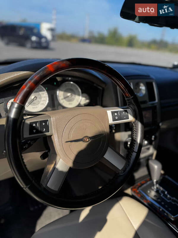 Седан Chrysler 300C 2008 в Харькове фото 4 Седан Chrysler 300C 2008 в Харькове