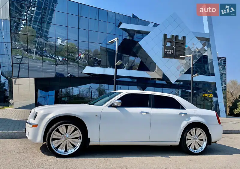 Chrysler 300 2005