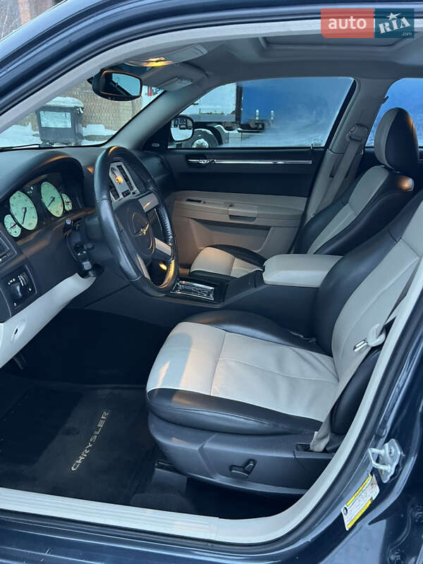Седан Chrysler 300C 2006 в Черновцах фото 21 Седан Chrysler 300C 2006 в Черновцах